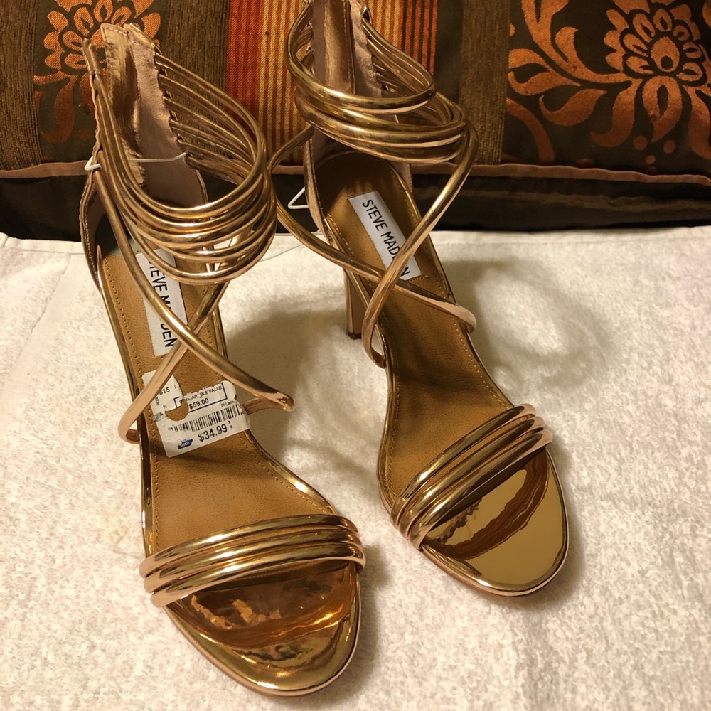 COPY - Steve Madden Rose gold heels